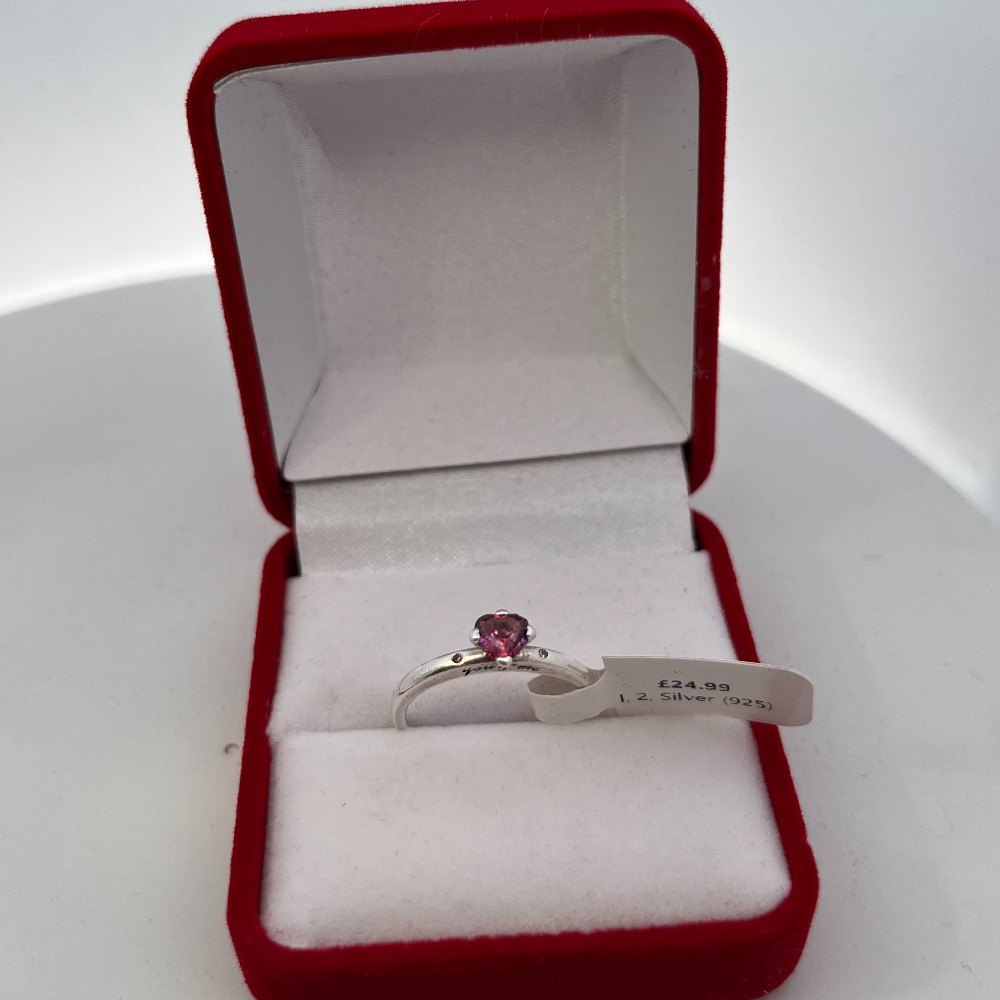 Product photo for  Pandora  Pandora - PINK STONE HEART