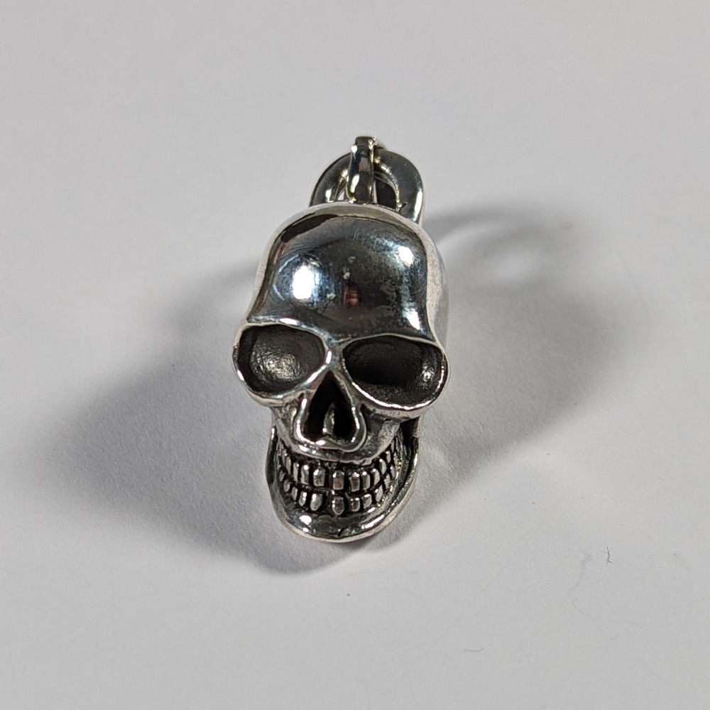 Product photo for 925 Silver Skull Pendant *Brand New*