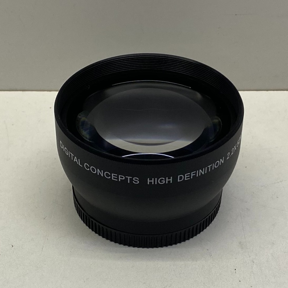 Product photo for Digital Concepts High Definition 2.2 X 52mm Telephoto Lens