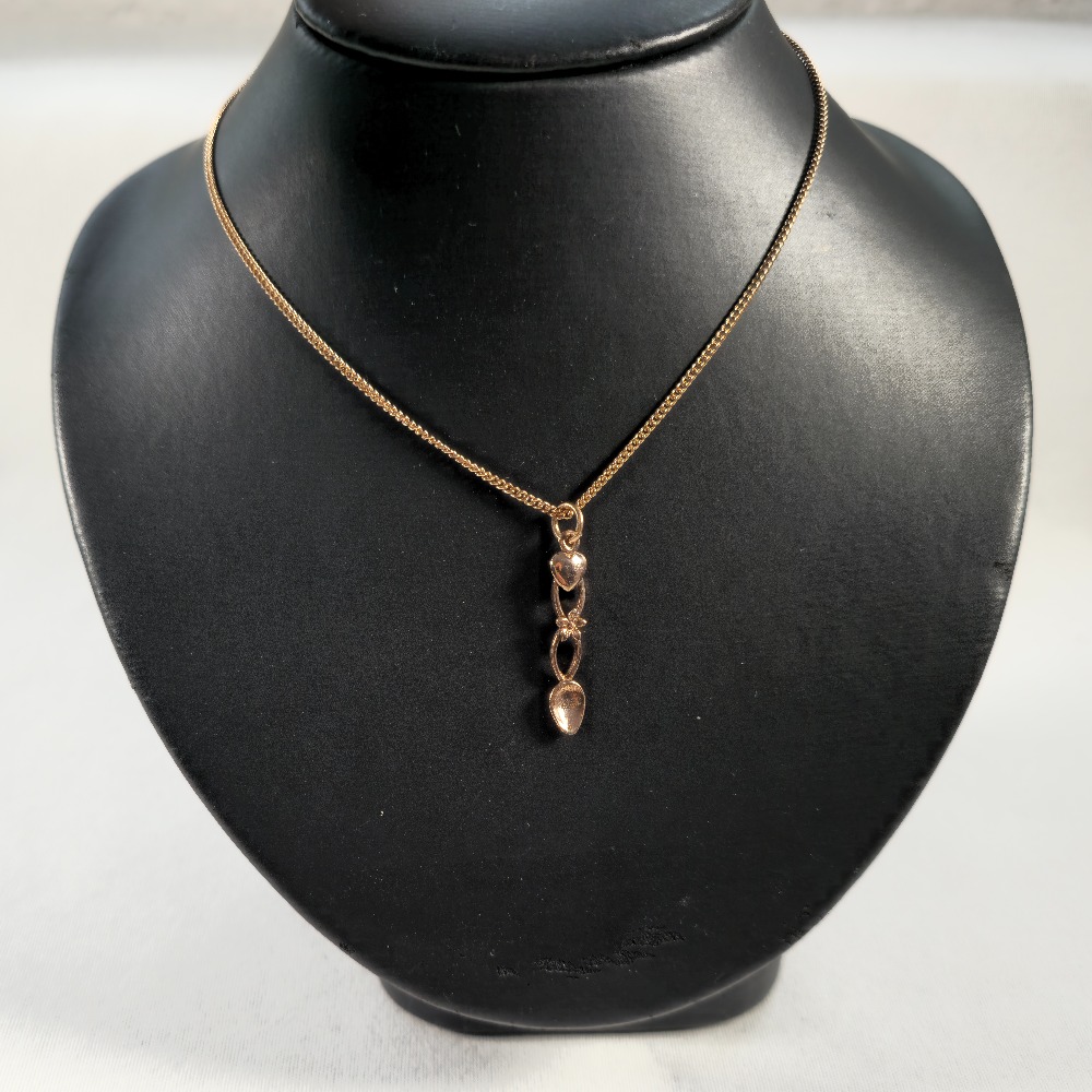 Product photo for 9ct Rose Gold 18