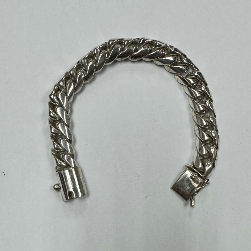 Product photo for Brand New 137.88g 925 Silver Curb Bracelet Push in Clasp