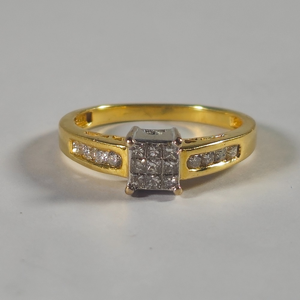 Product photo for 18ct Gold 0.33ct Diamond Engagement Style Ring Size M