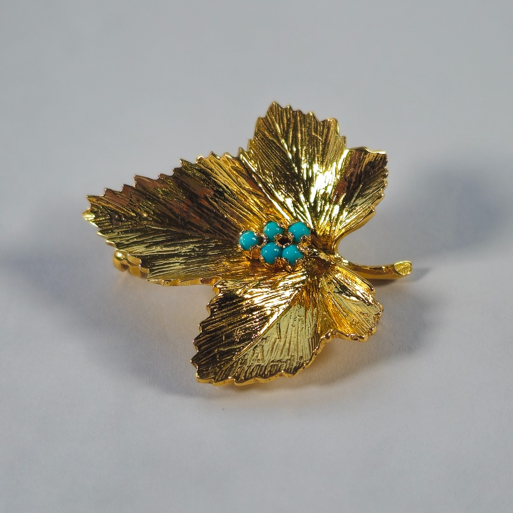 Product photo for 9ct Gold Blue Turqouise Leaf Broach