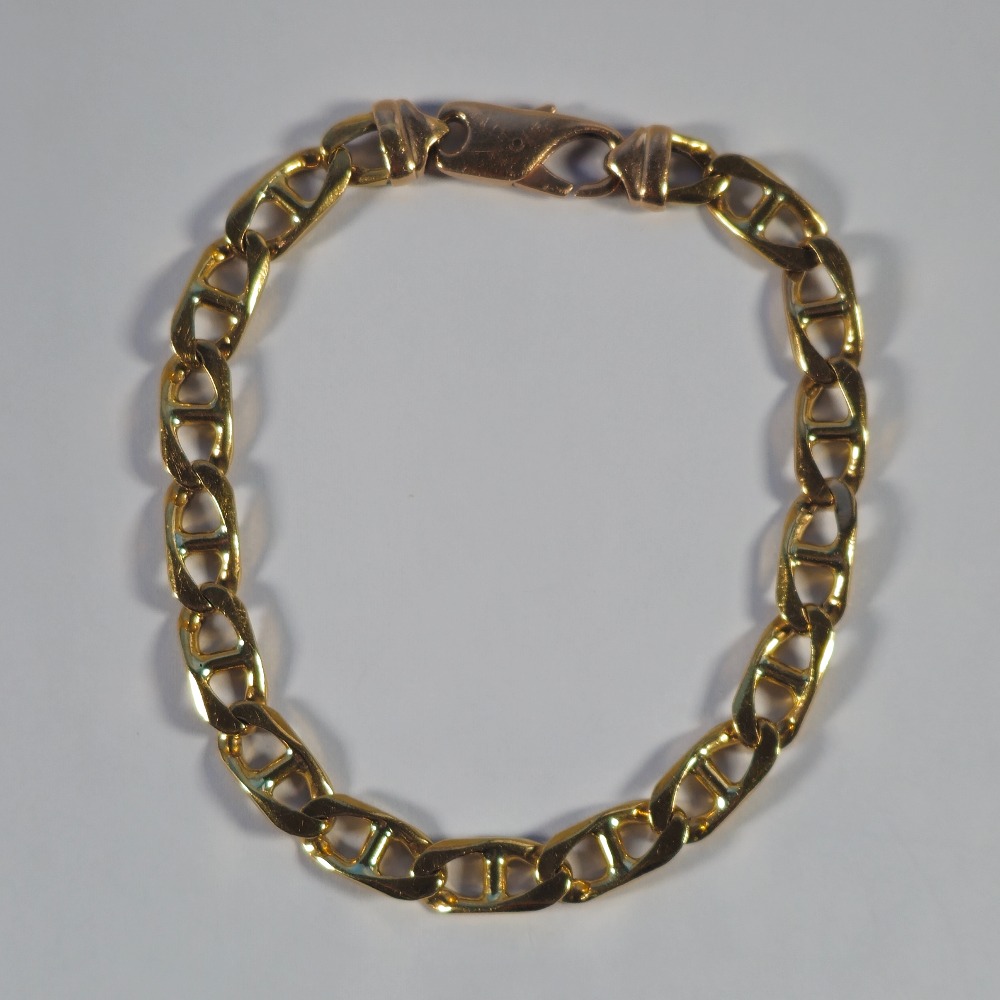 Product photo for 9ct Gold Gucci Style Curb Link Bracelet 9.6