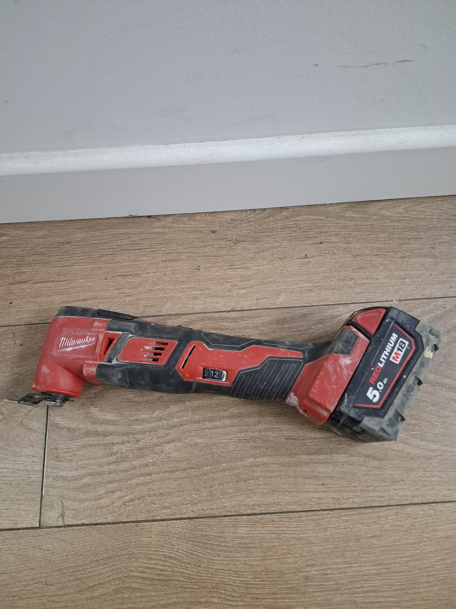 Product photo for Milwaukee M18 BMT Oscillating Multi-Tool With 5.0Ah Battery - NO CHARGER