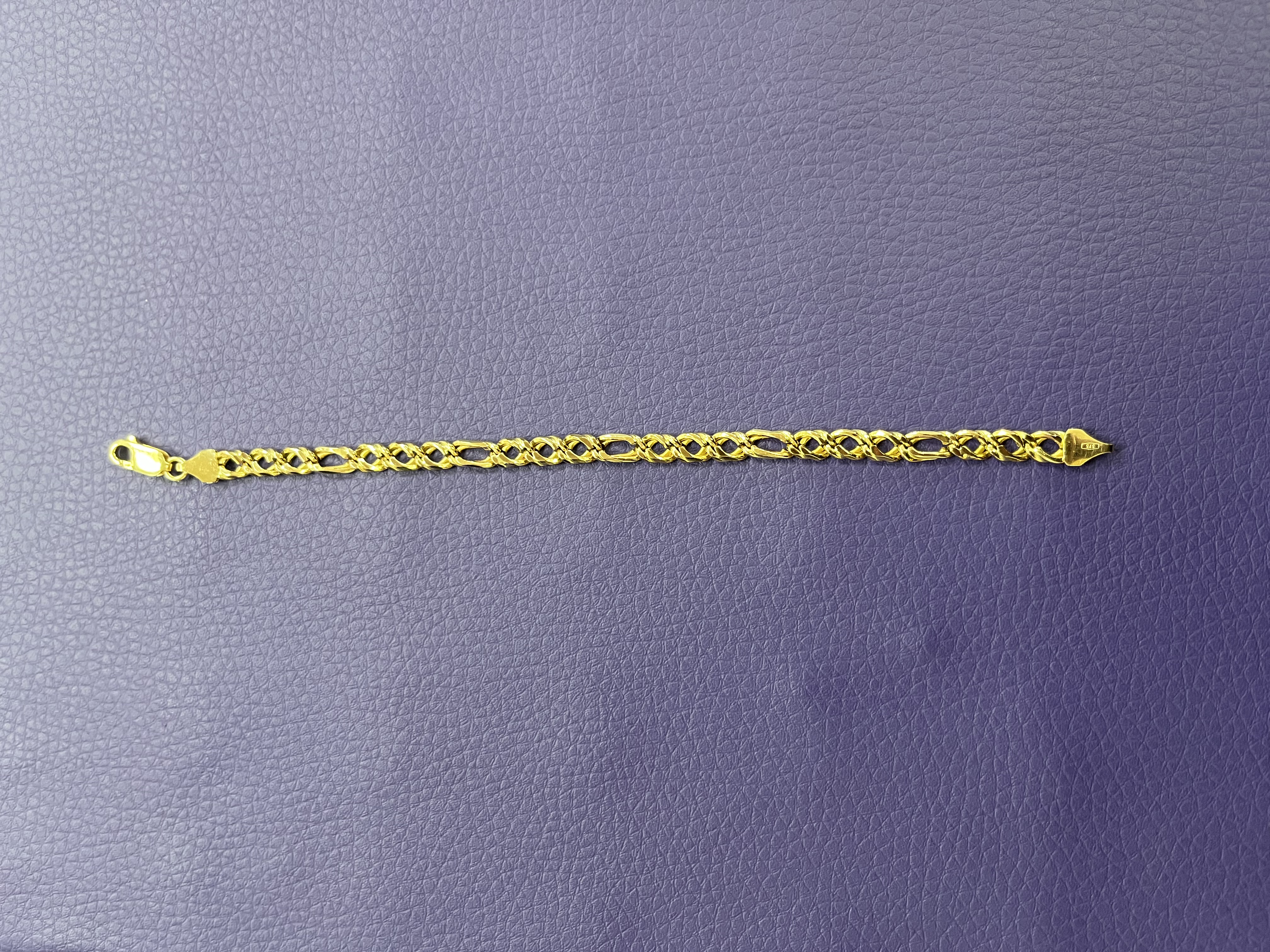 Product photo for 9K Gold Bracelet