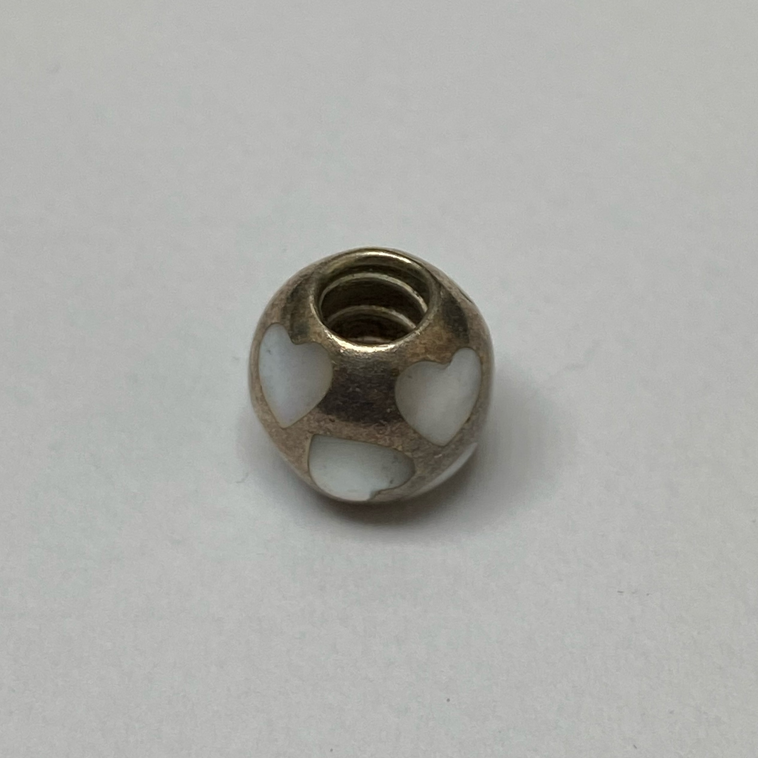 Product photo for Pandora ball heart charm
