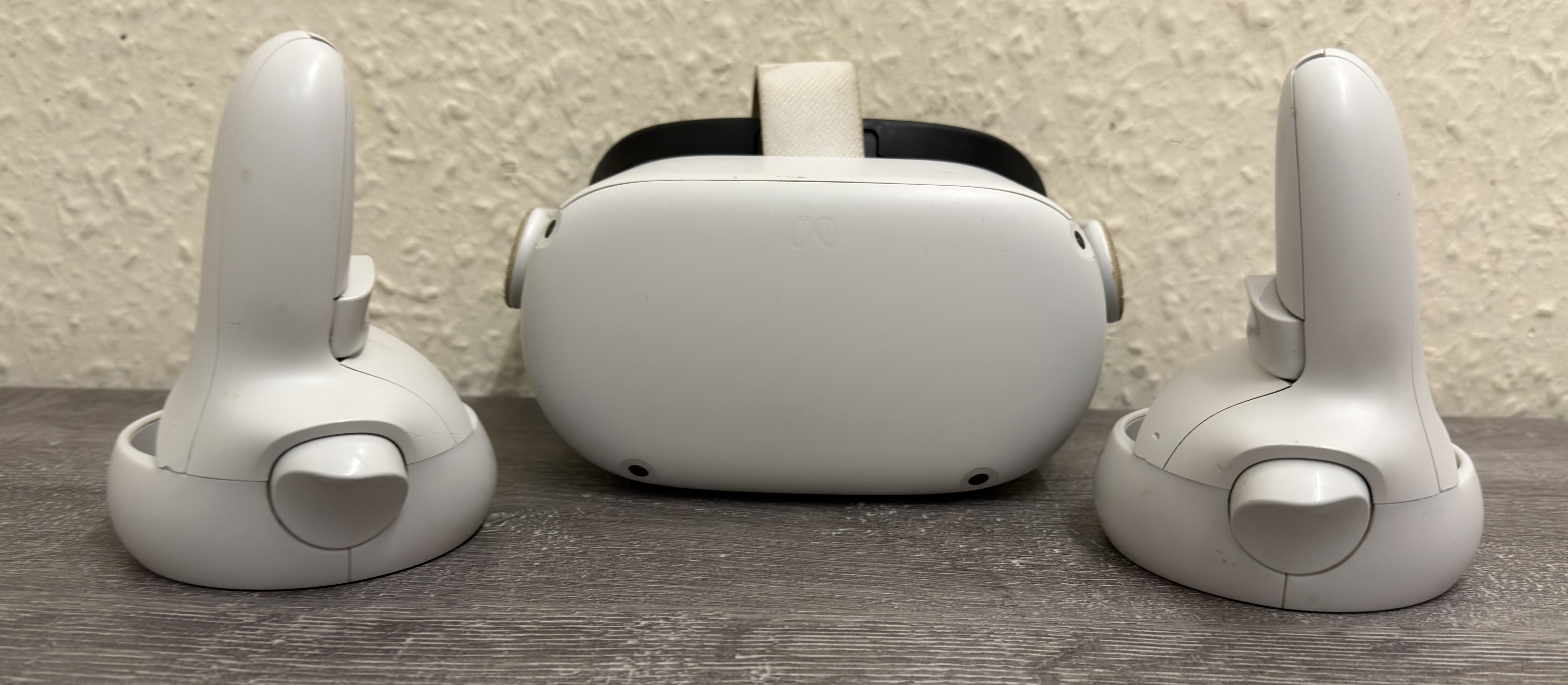 Product photo for META QUEST 2 VIRTUAL REALITY HEADSET - 128GB