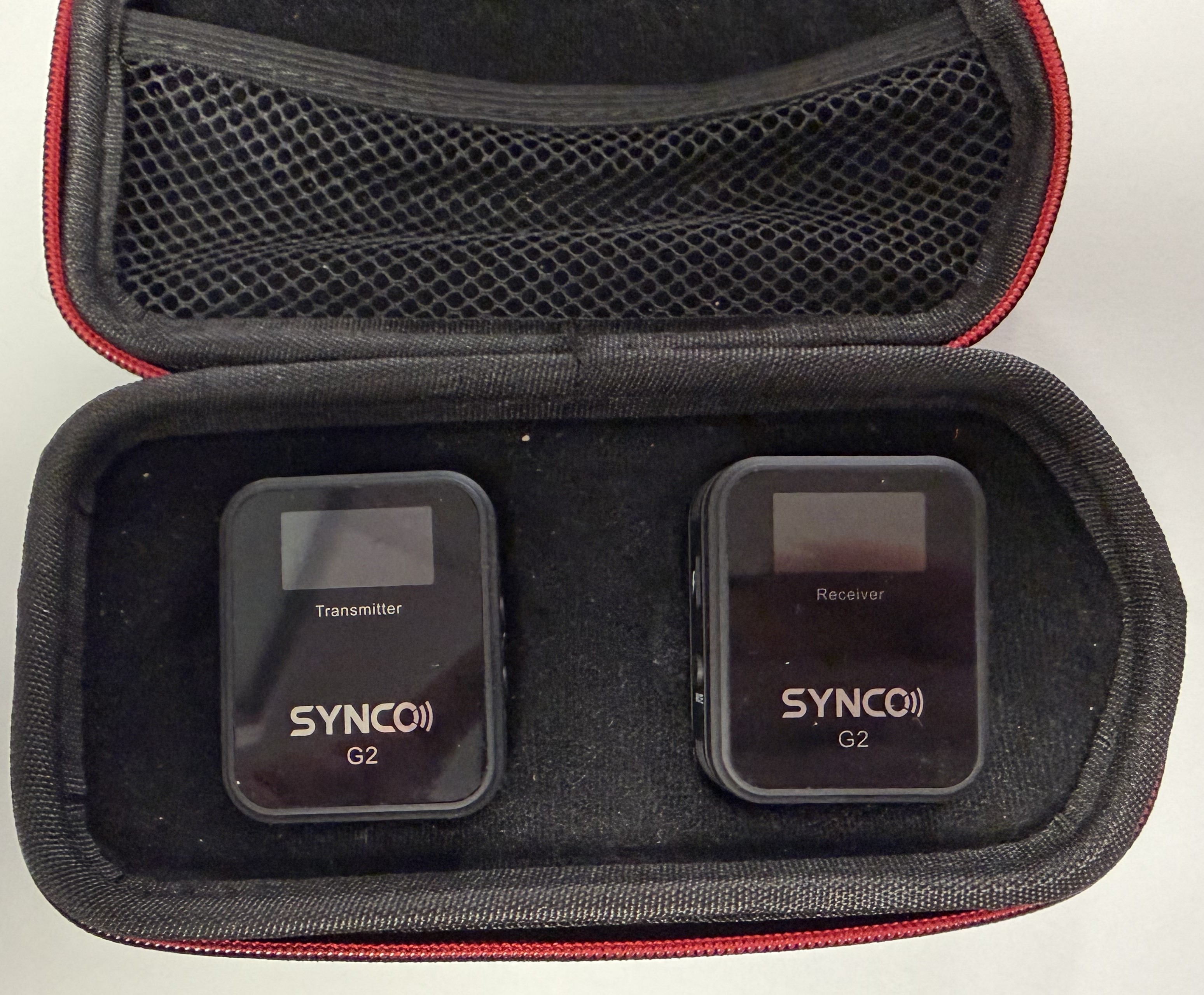 Product photo for SYNCO G2 Wireless Microphone System TX RX Vlog Camera Mic Kit Case