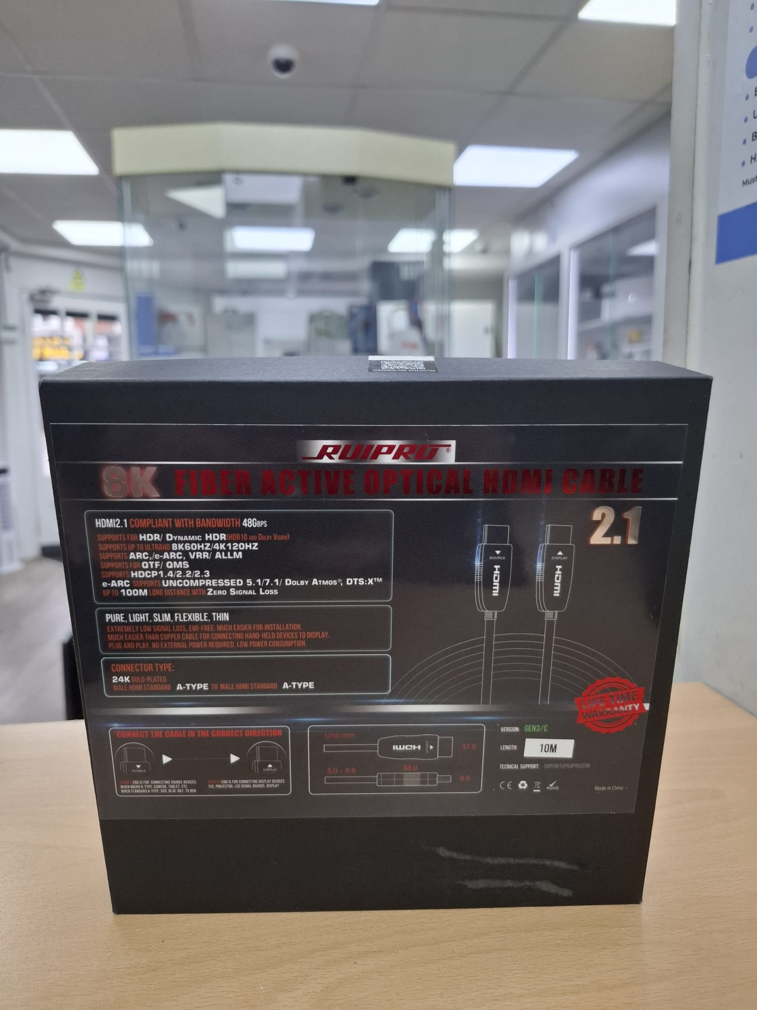 Product photo for RuiPro 8k fiber active HDMI 10M - opened box