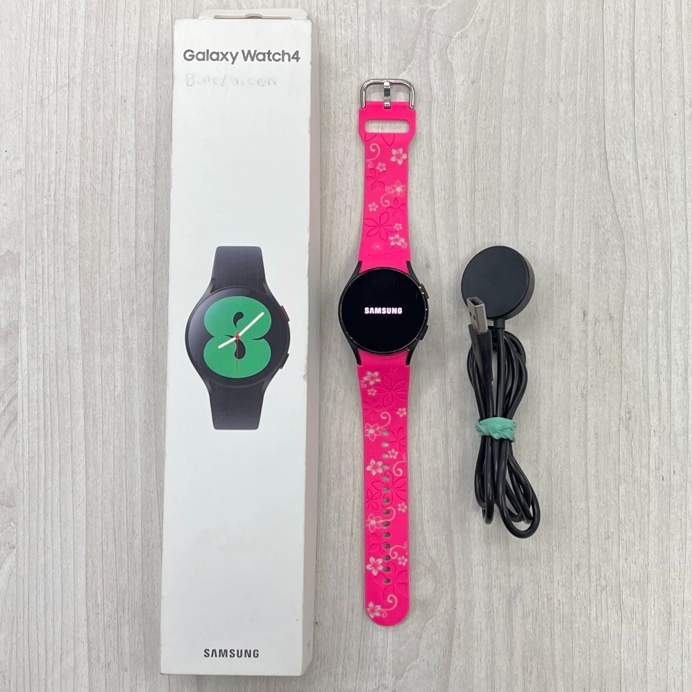 Product photo for Samsung Watch 4
