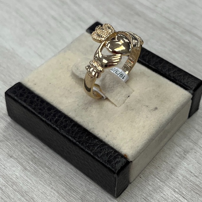 Product photo for K T S 9ct Gold Friendship Ring