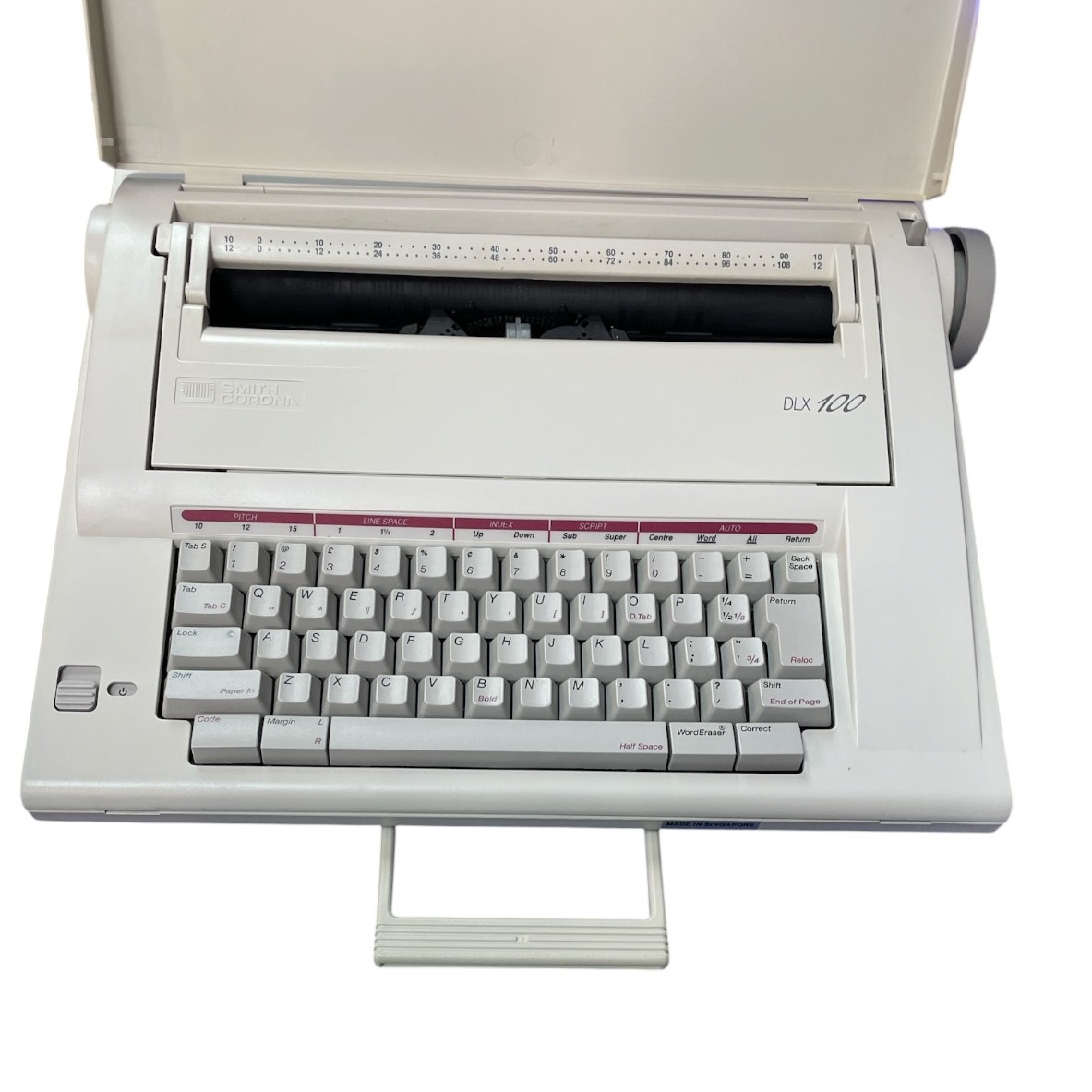 Product photo for Smith Corona DLX 100 Electronic Typewriter