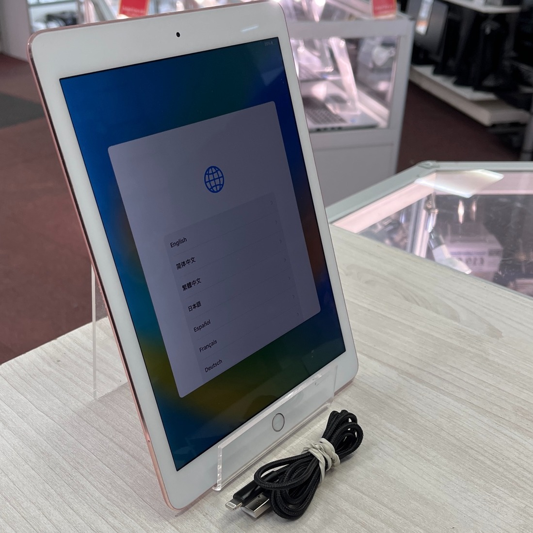 Product photo for Apple iPad Pro 32GB