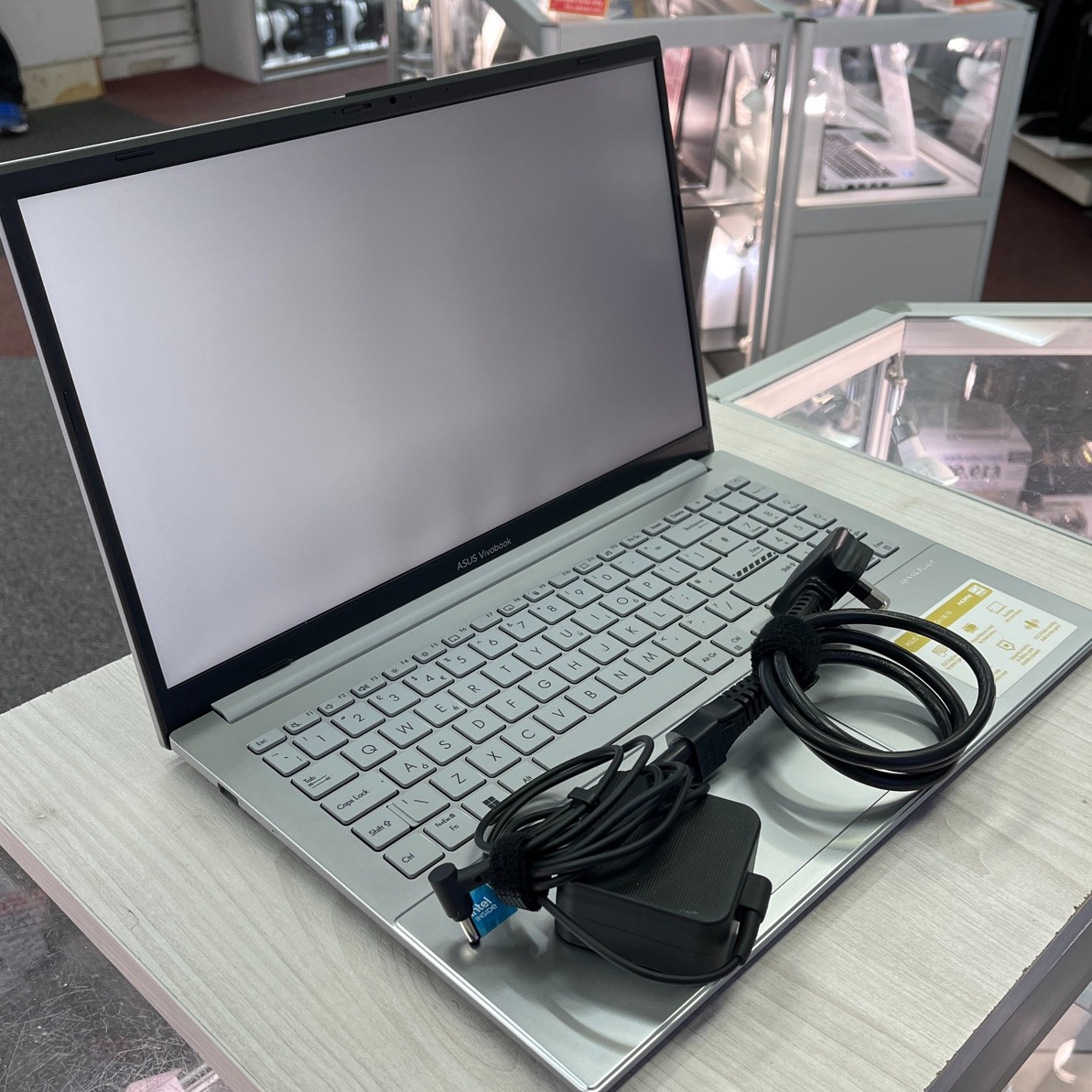 Product photo for Asus Vivobook Go15
