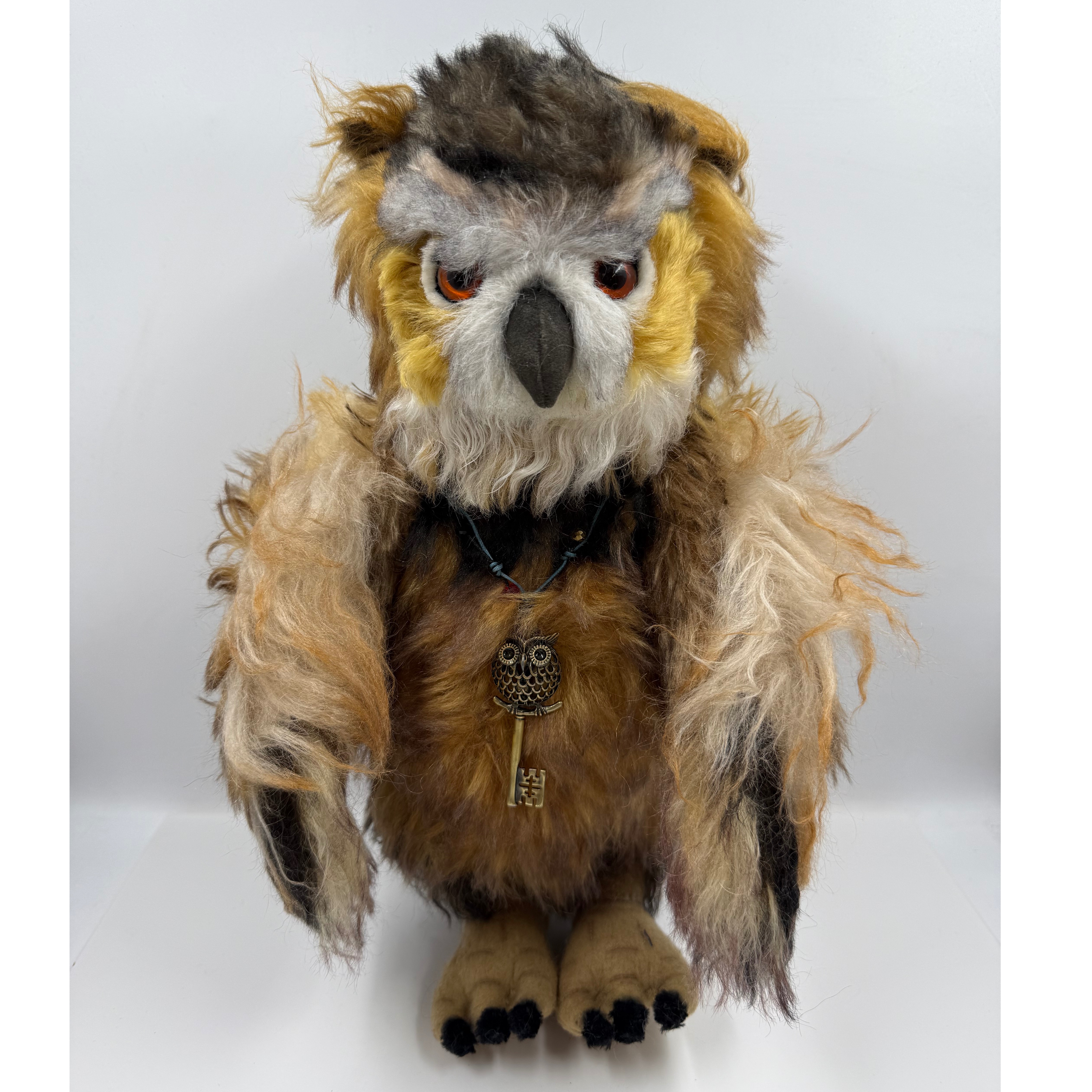 Product photo for CHARLIE BEARS ISABELLE COLLECTION CLEVER STICKS 2019 OWL