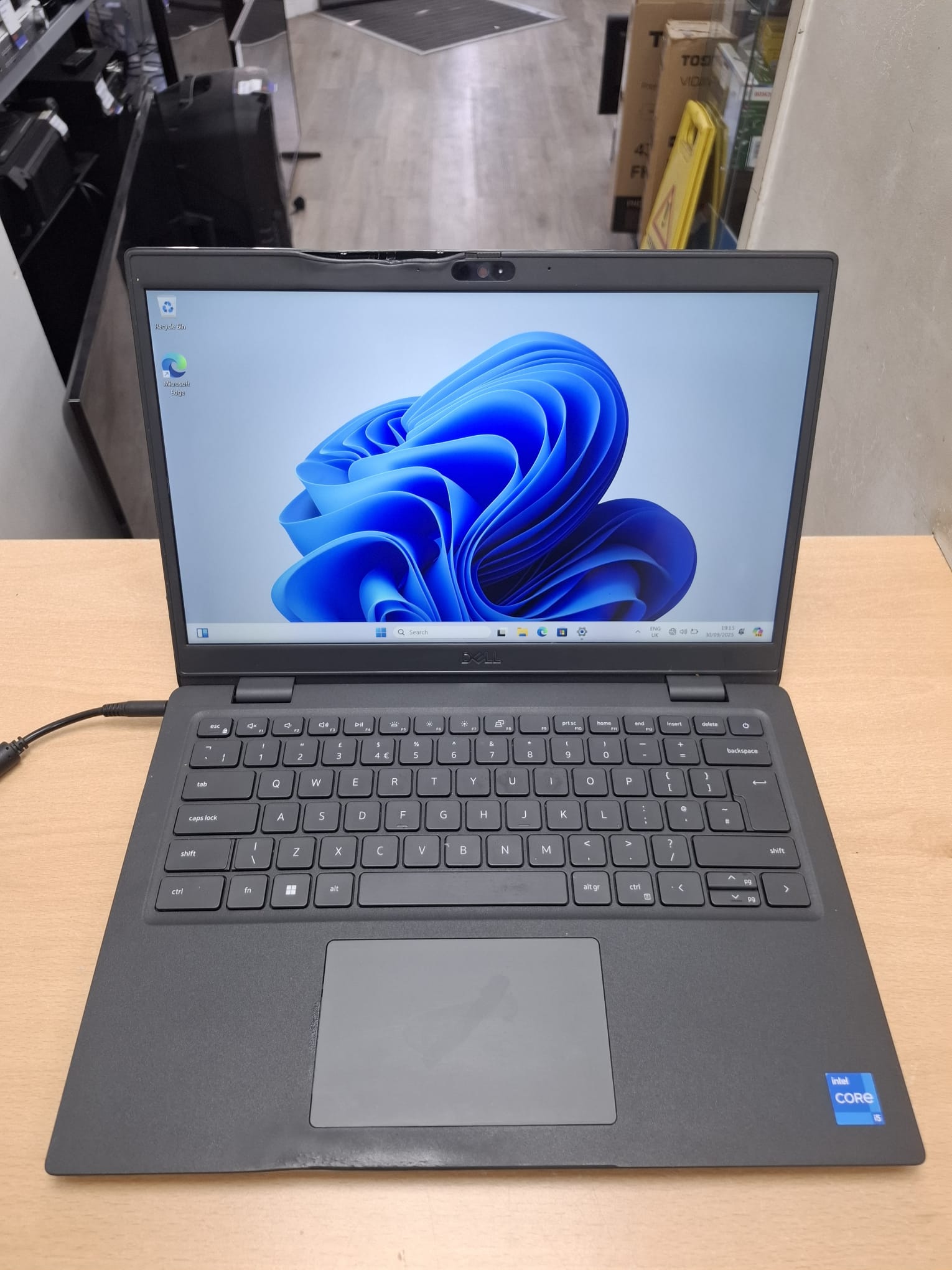 Product photo for Dell Latitude 3420 Laptop 14