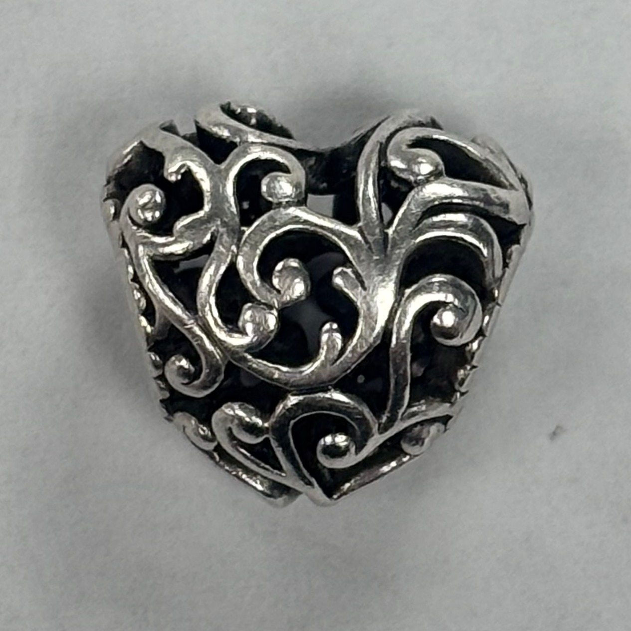 Product photo for Pandora Floral Love Heart Charm