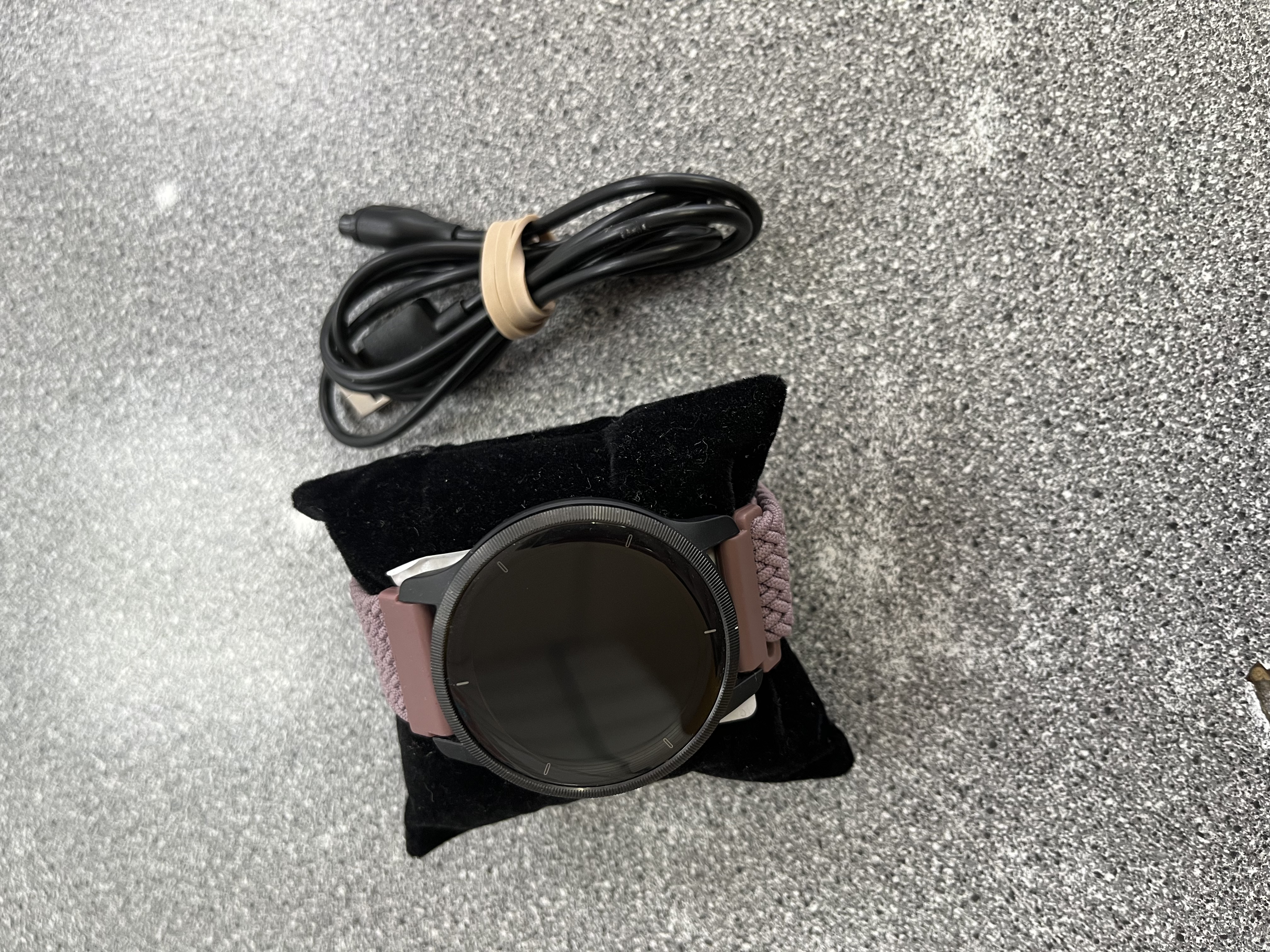 Product photo for Garmin Venu 2