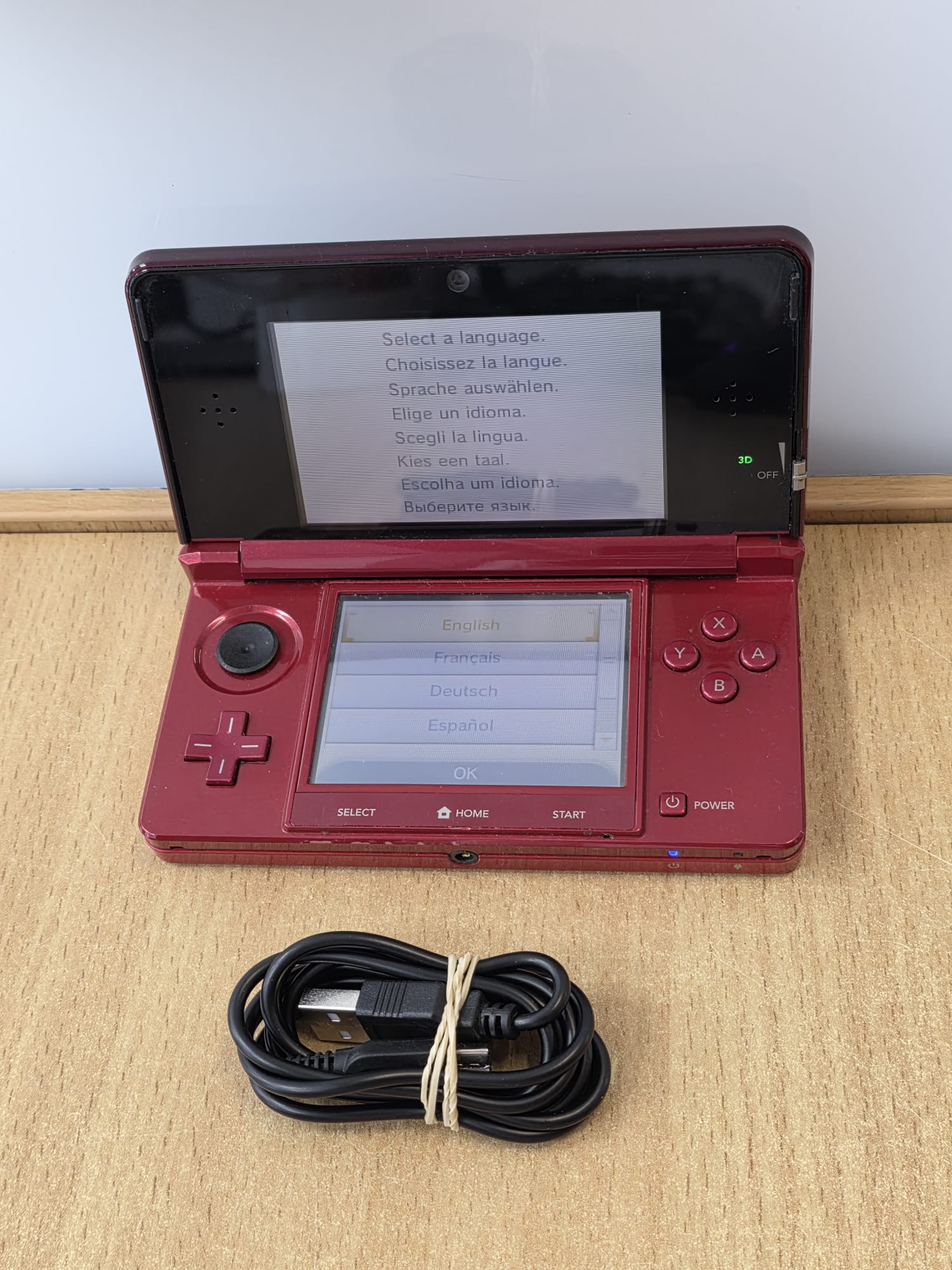 Product photo for Nintendo 3DS Red Console Stylus USB Charger Included